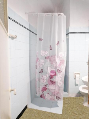 SHARED ROOMS NEAR ACROPOLIS AND MONASTIRAKI